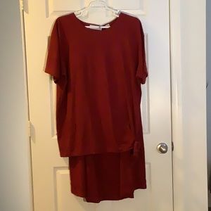 Chaus Woman Two Piece Plus Size Skirt Set